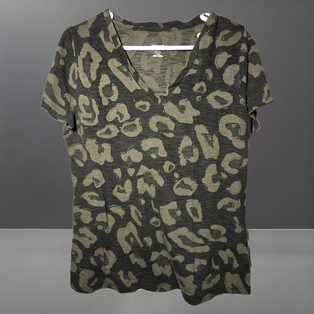Mossimo Supply Co Womens Leopard Print V-Neck T-Shirt